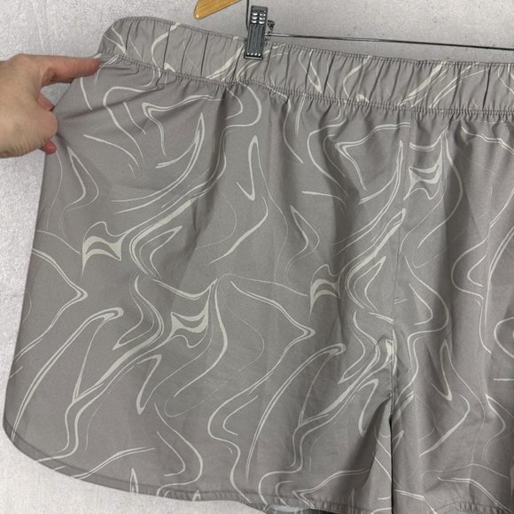 Old Navy Active Quick Dry Shorts Womens Size 4X Stretch Tech Grey Smoke 2022 - Picture 11 of 12